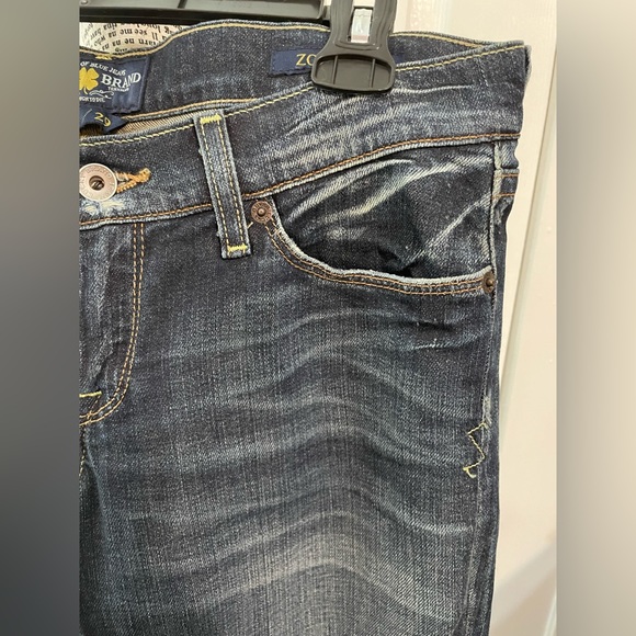 Lucky Brand Legend Zoe Boot Jeans size 8/29 Never worn! - Picture 2 of 9